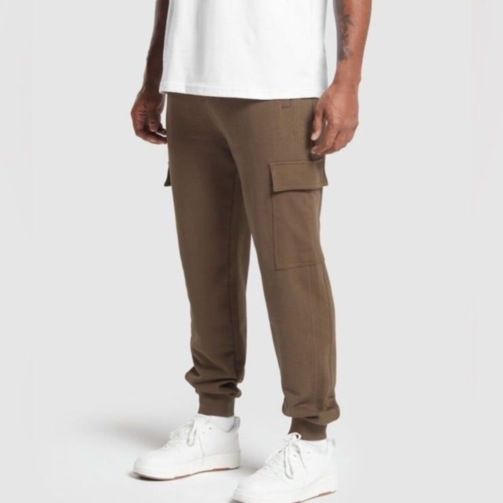 GYMSHARK Men’s Rest Day Essentials Cargo Joggers in Penny Brown Size Medium